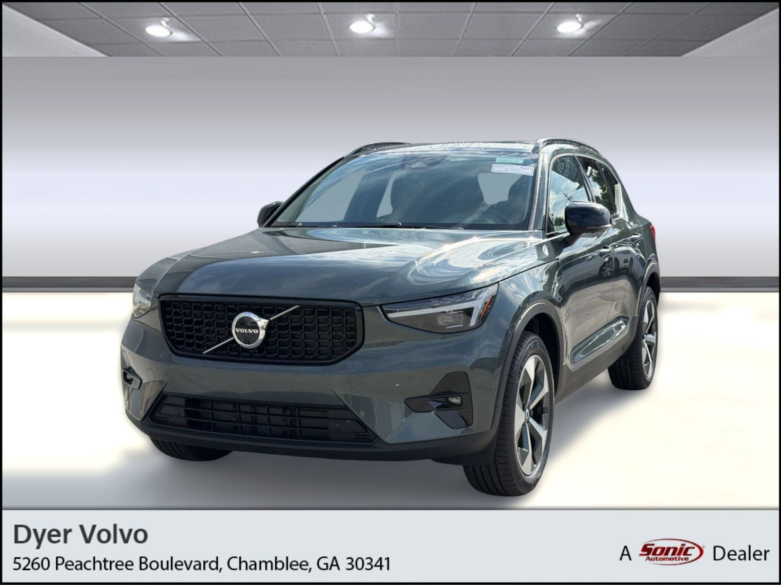 2026 Volvo XC40 SUV 