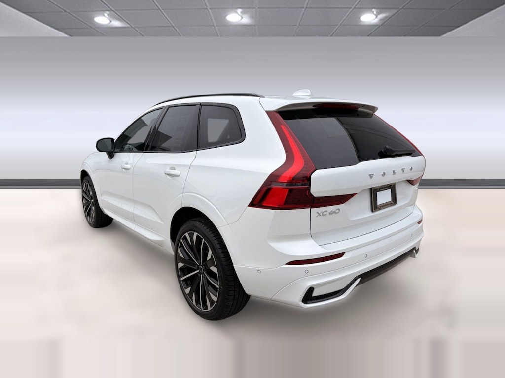 Used 2026 Volvo XC60 B5 Ultra SUV