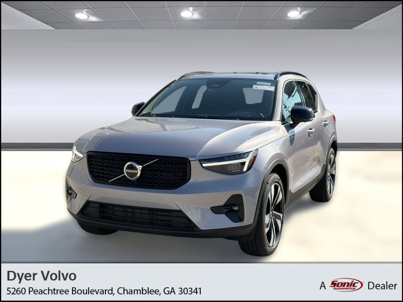 2026 Volvo XC40 SUV 