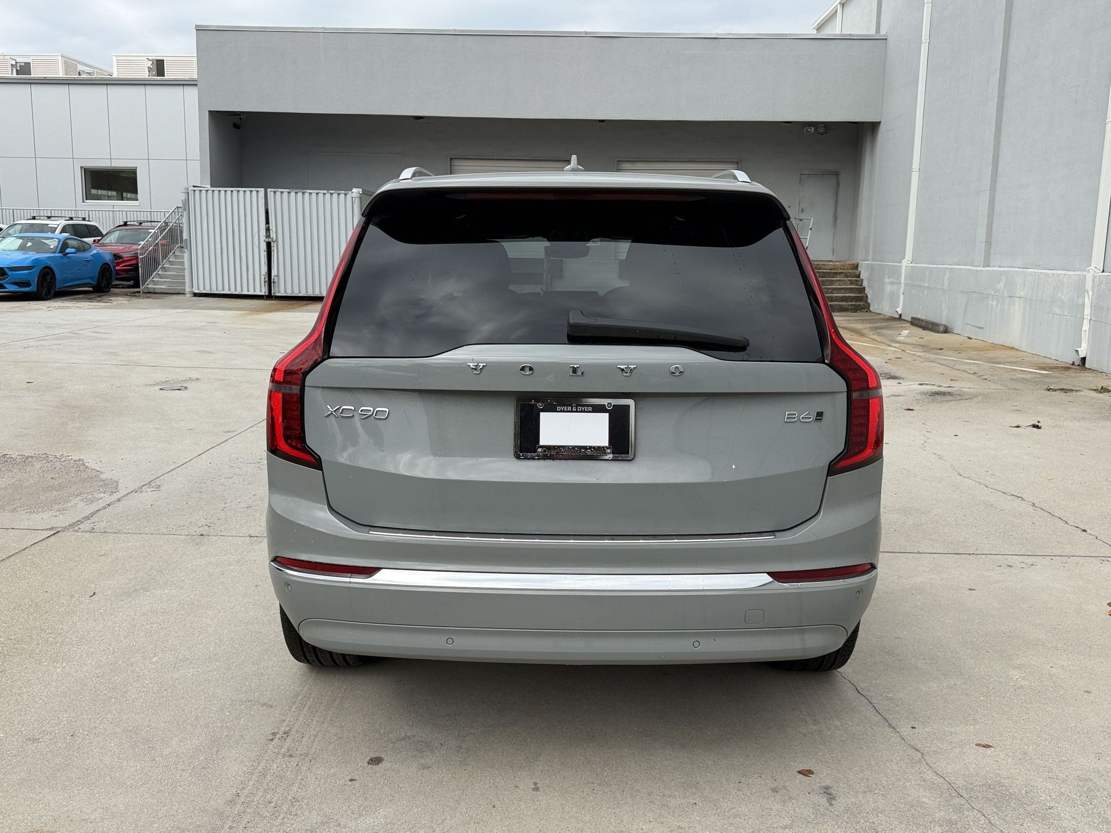 2026 Volvo XC90 Plus - Photo 10