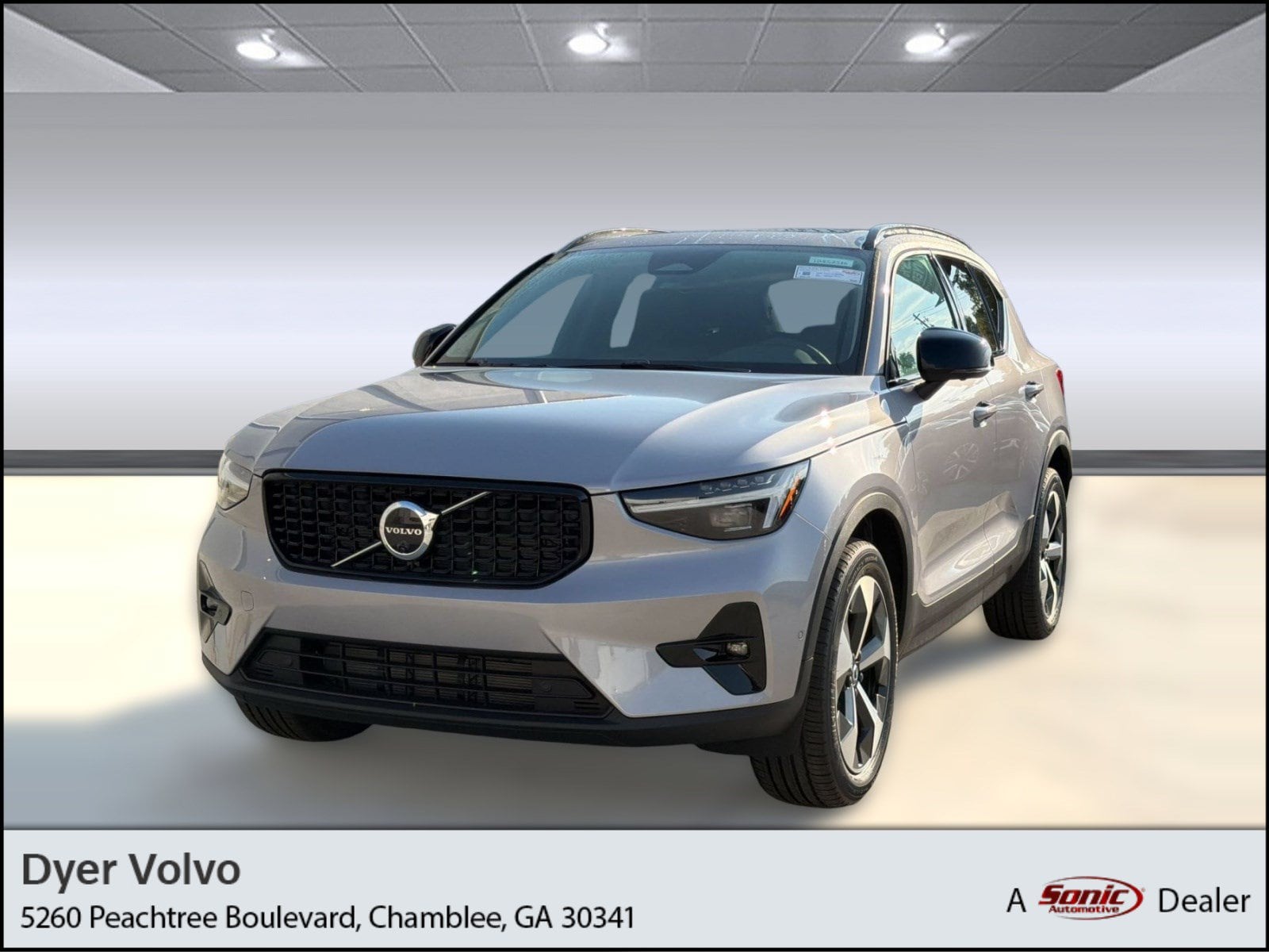 2026 Volvo XC40 SUV 