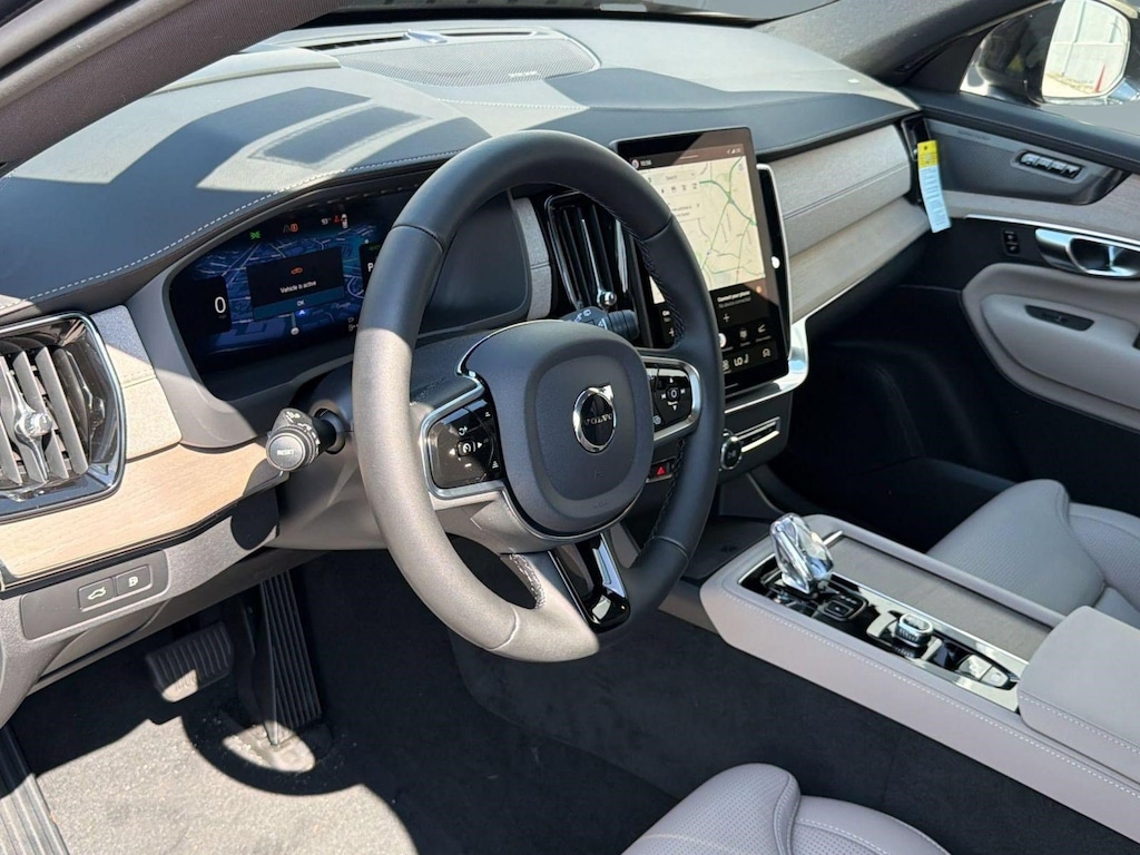 New 2026 Volvo XC90 plug-in hybrid T8 Ultra Dark Theme 7-Seater SUV