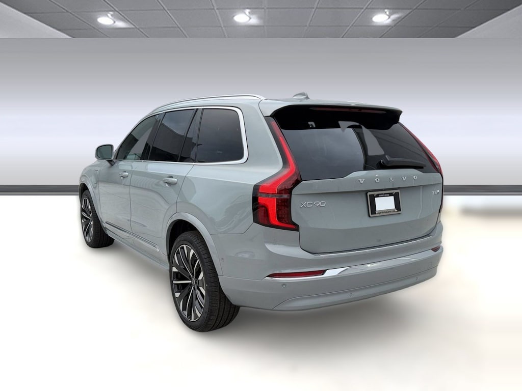 New 2026 Volvo XC90 plug-in hybrid T8 Ultra 7-Seater SUV