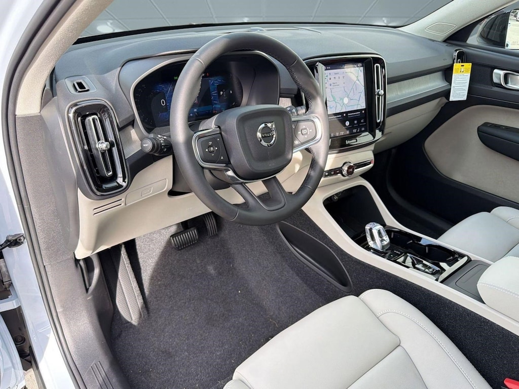 Used 2026 Volvo XC40 Plus SUV