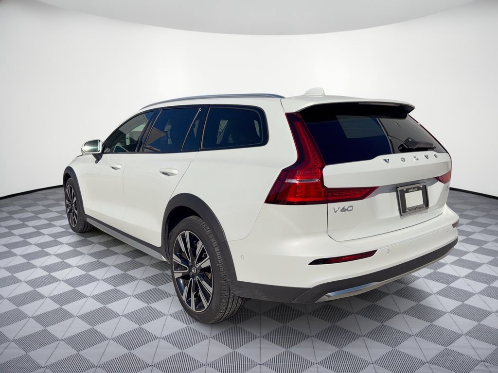 Certified 2025 Volvo V60 Cross Country Ultra Wagon