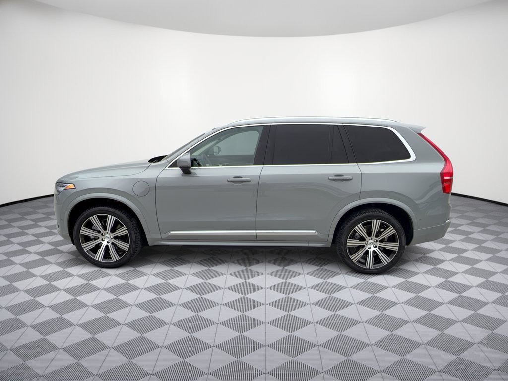 Certified 2025 Volvo XC90 plug-in hybrid Ultra SUV