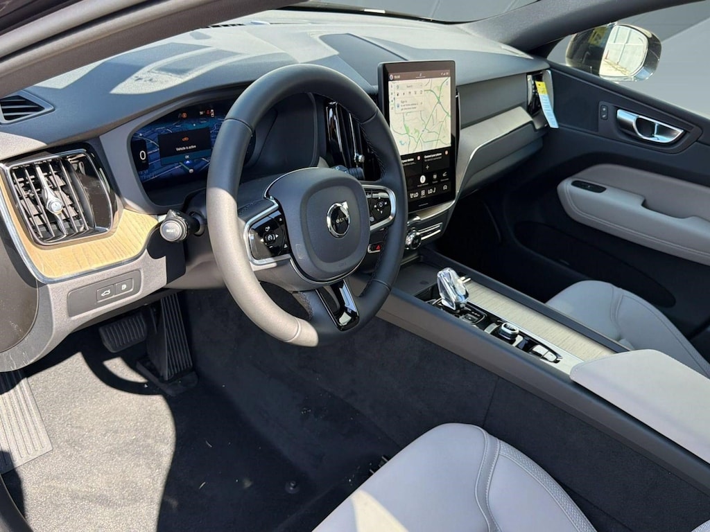 New 2026 Volvo XC60 plug-in hybrid T8 Plus SUV