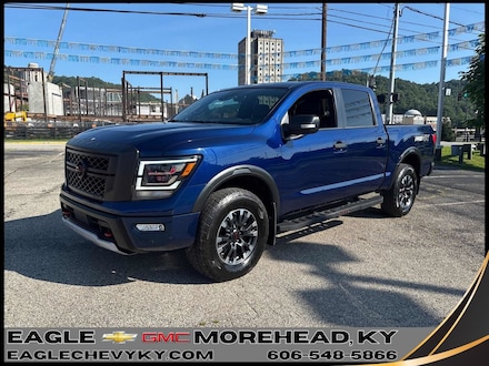 2024 Nissan Titan Crew Cab PRO-4X 4x4 Truck Crew Cab
