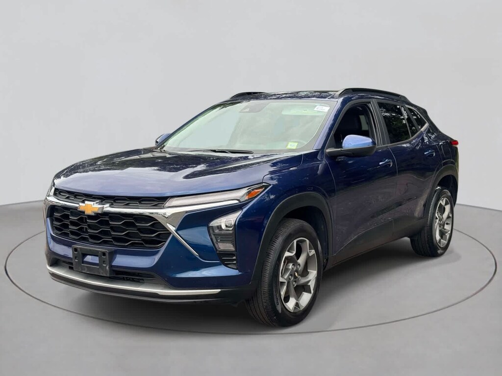 Used 2024 Chevrolet Trax LT SUV