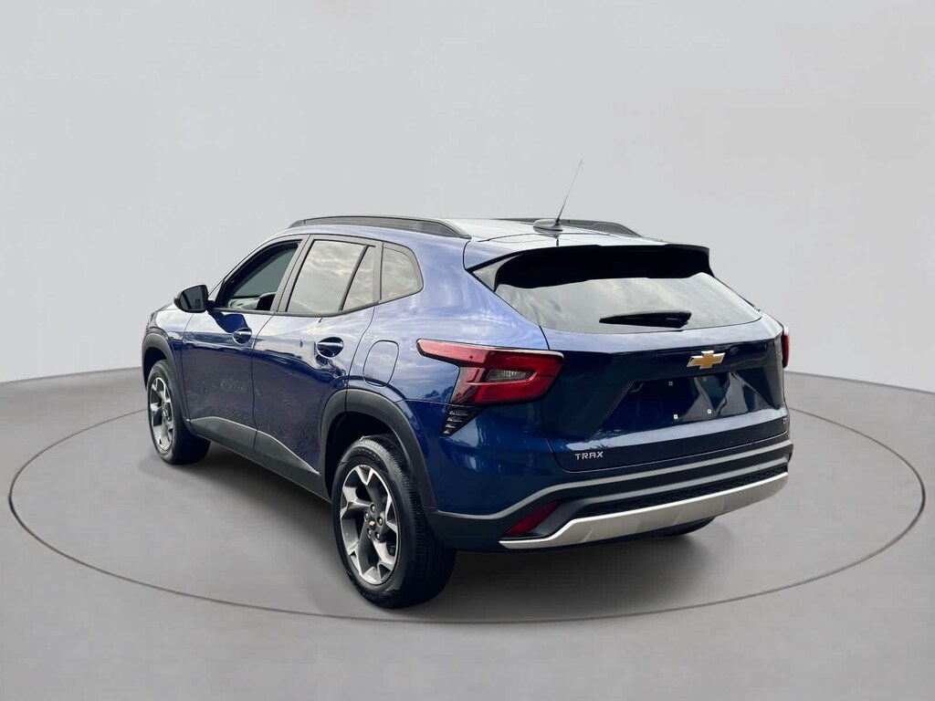 Used 2024 Chevrolet Trax LT SUV