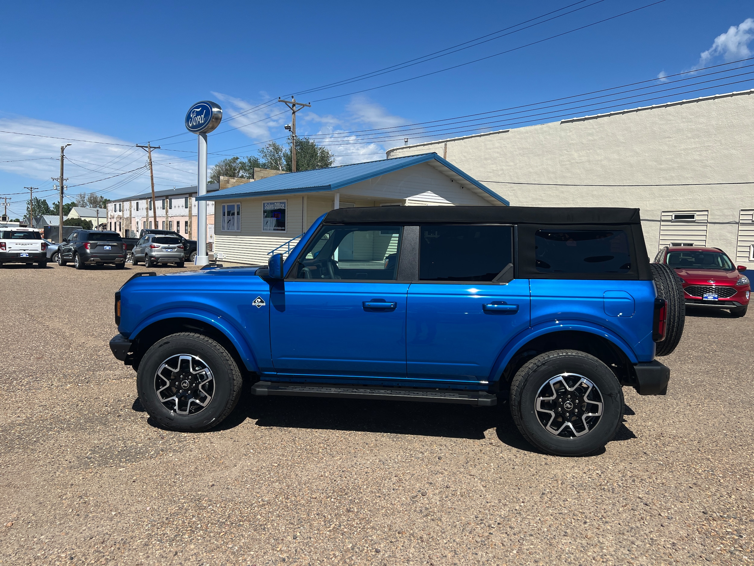 2024 Ford Bronco 4-Door Outer Banks