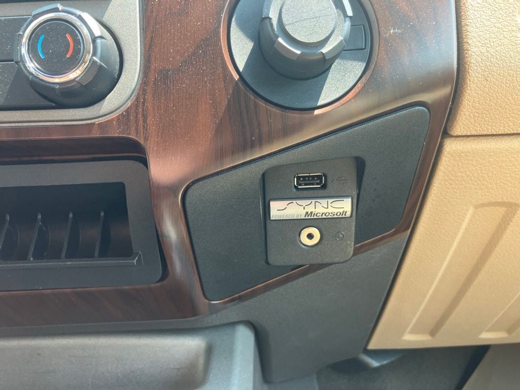 2012 Ford F-250 Super Duty Lariat - Photo 16