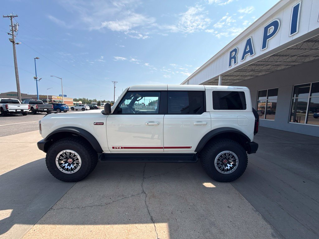 New 2026 Ford Bronco Outer Banks SUV
