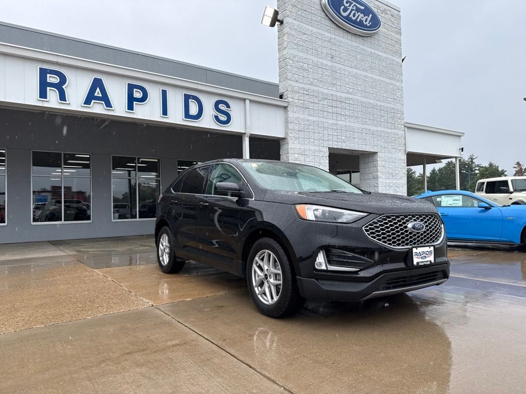 Used 2024 Ford Edge SEL SUV