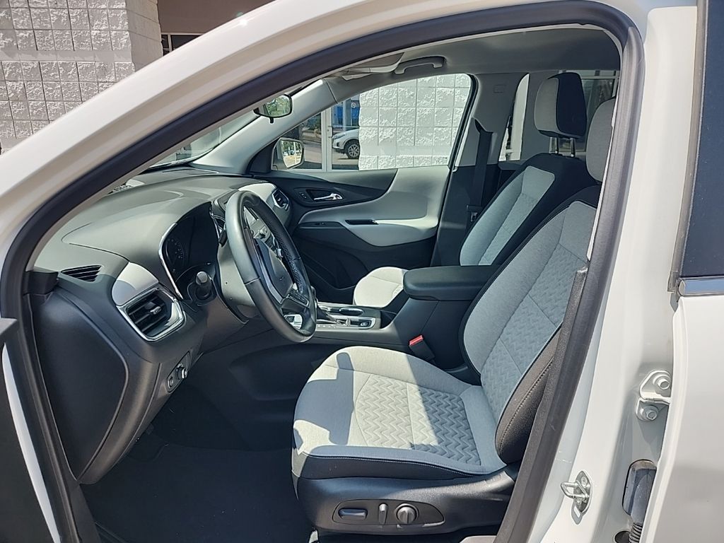 2023 Chevrolet Equinox LT - Photo 10