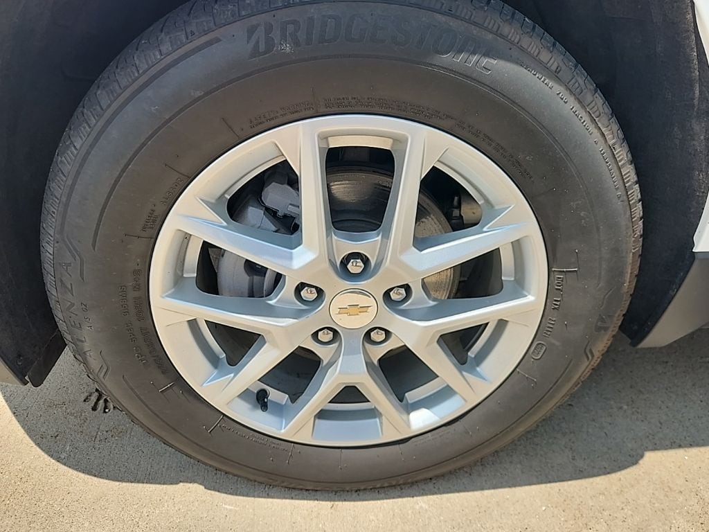 2023 Chevrolet Equinox LT - Photo 16