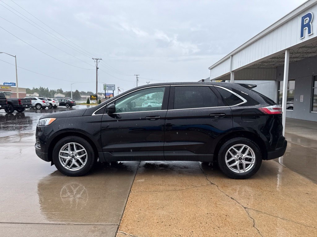 Used 2024 Ford Edge SEL SUV