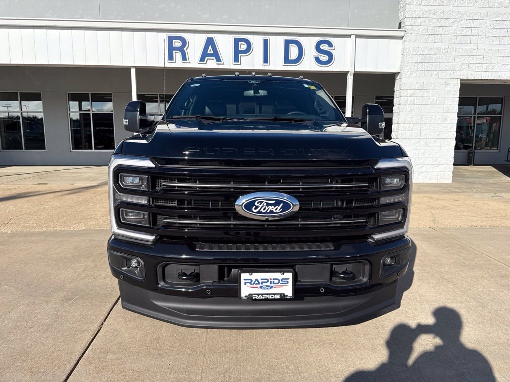 New 2027 Ford F-250SD Platinum Truck