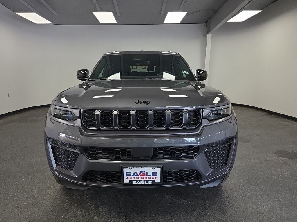 New 2026 Jeep Grand Cherokee L Altitude Sport Utility
