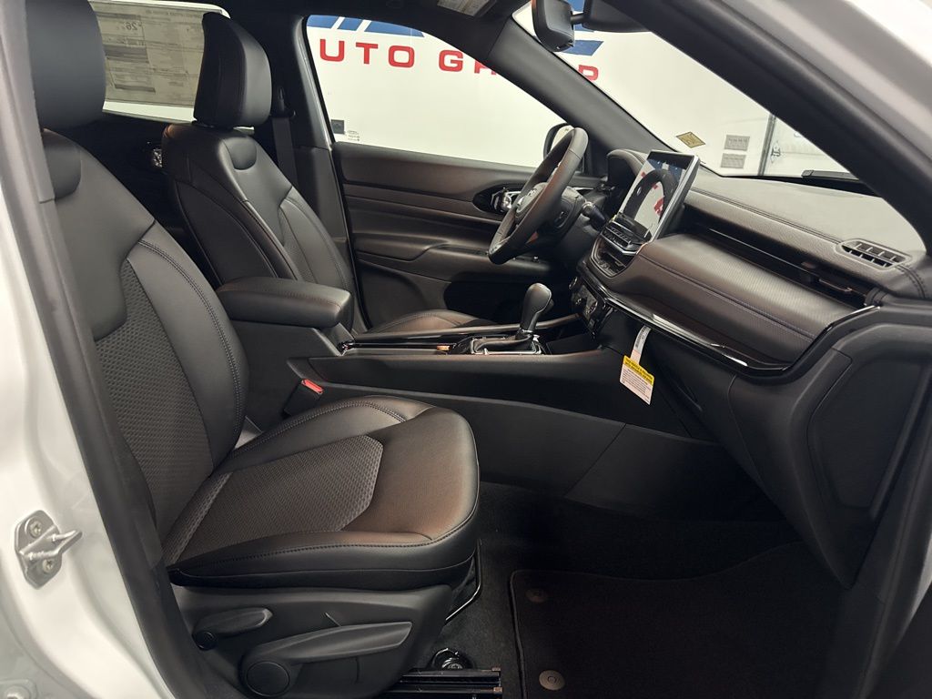 2026 Jeep Compass Latitude Altitude - Photo 36