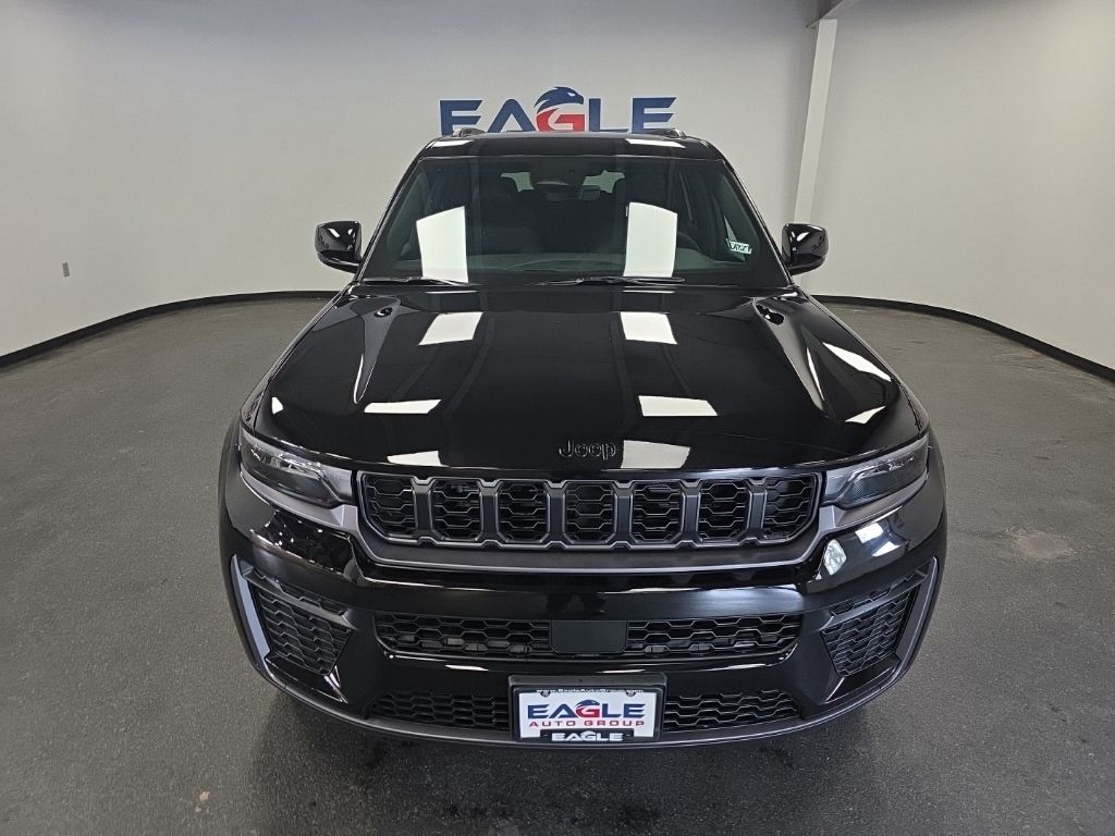 New 2026 Jeep Grand Cherokee L Altitude Sport Utility