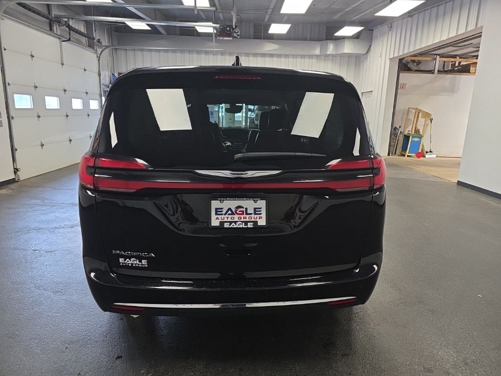 Photo 10