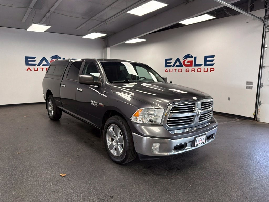 2015 RAM 1500 Pickup SLT