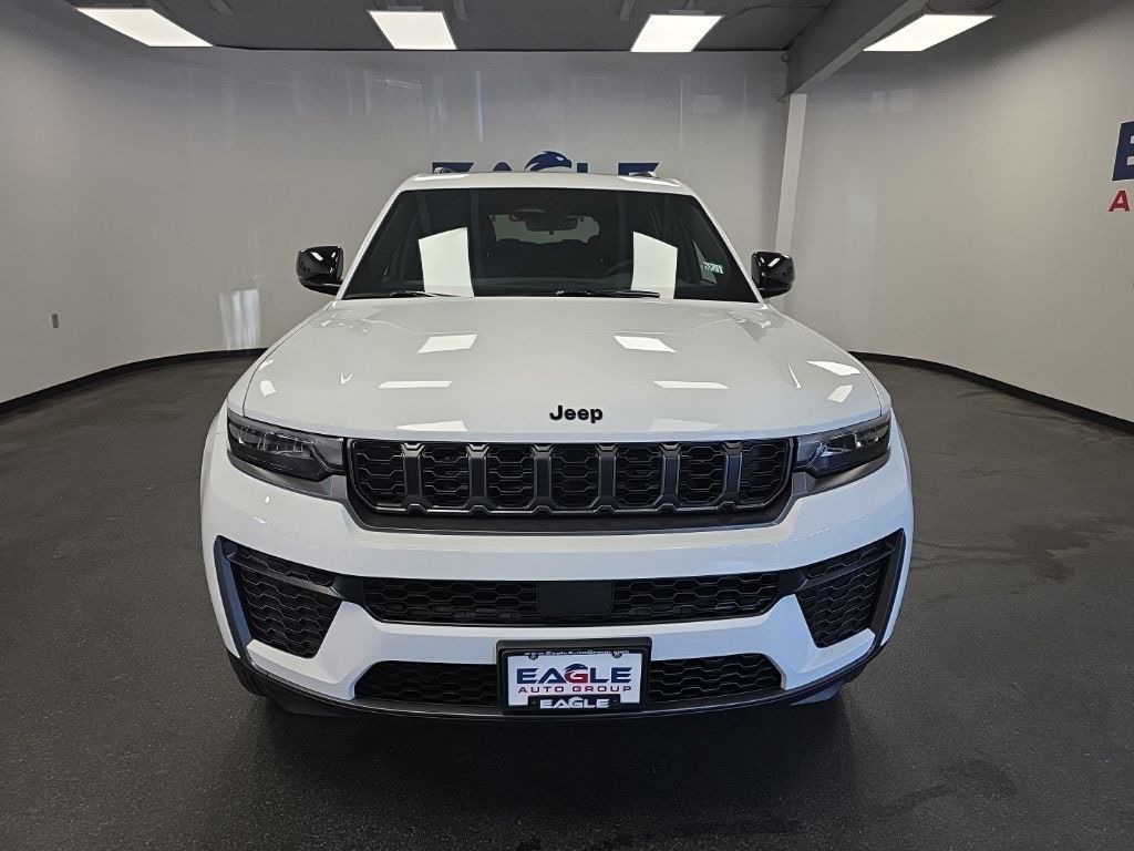 New 2026 Jeep Grand Cherokee L Altitude Sport Utility