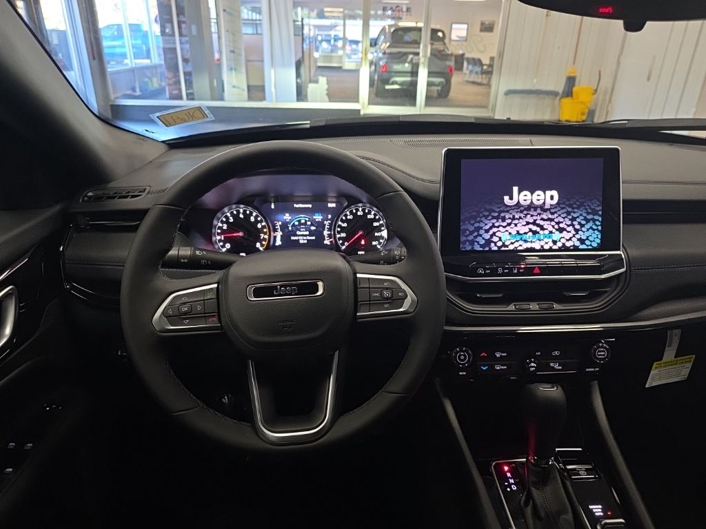 2026 Jeep Compass Latitude Altitude - Photo 19