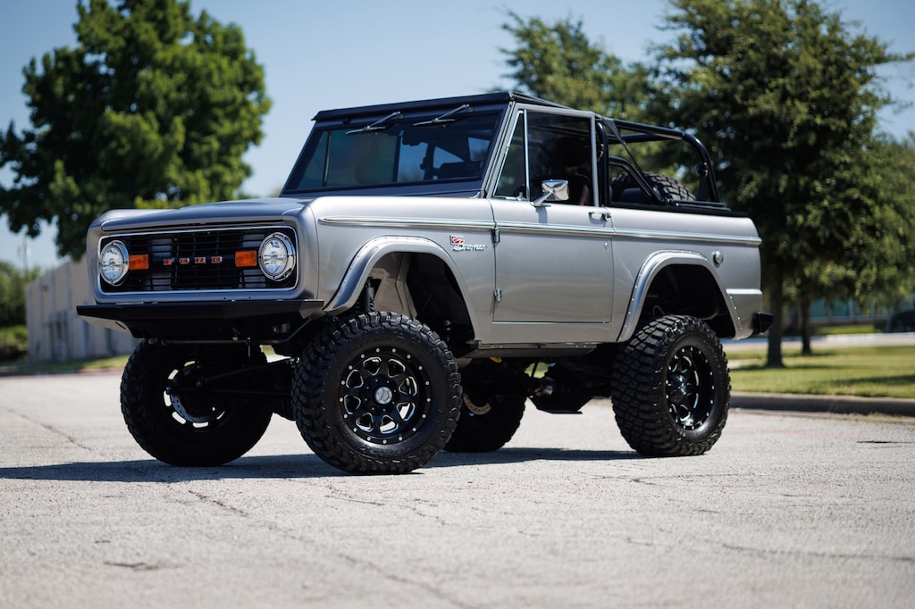 Used 1976 Ford Bronco Maxlider 5.0 Coyote - Stunning Build! Sport Utility