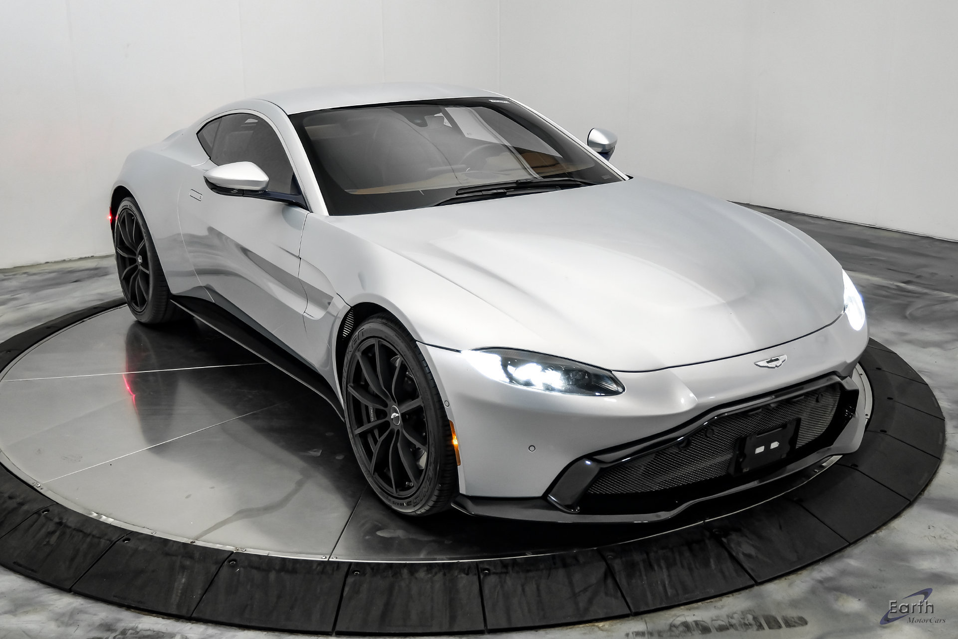 2020 Aston Martin Vantage Base - Photo 24