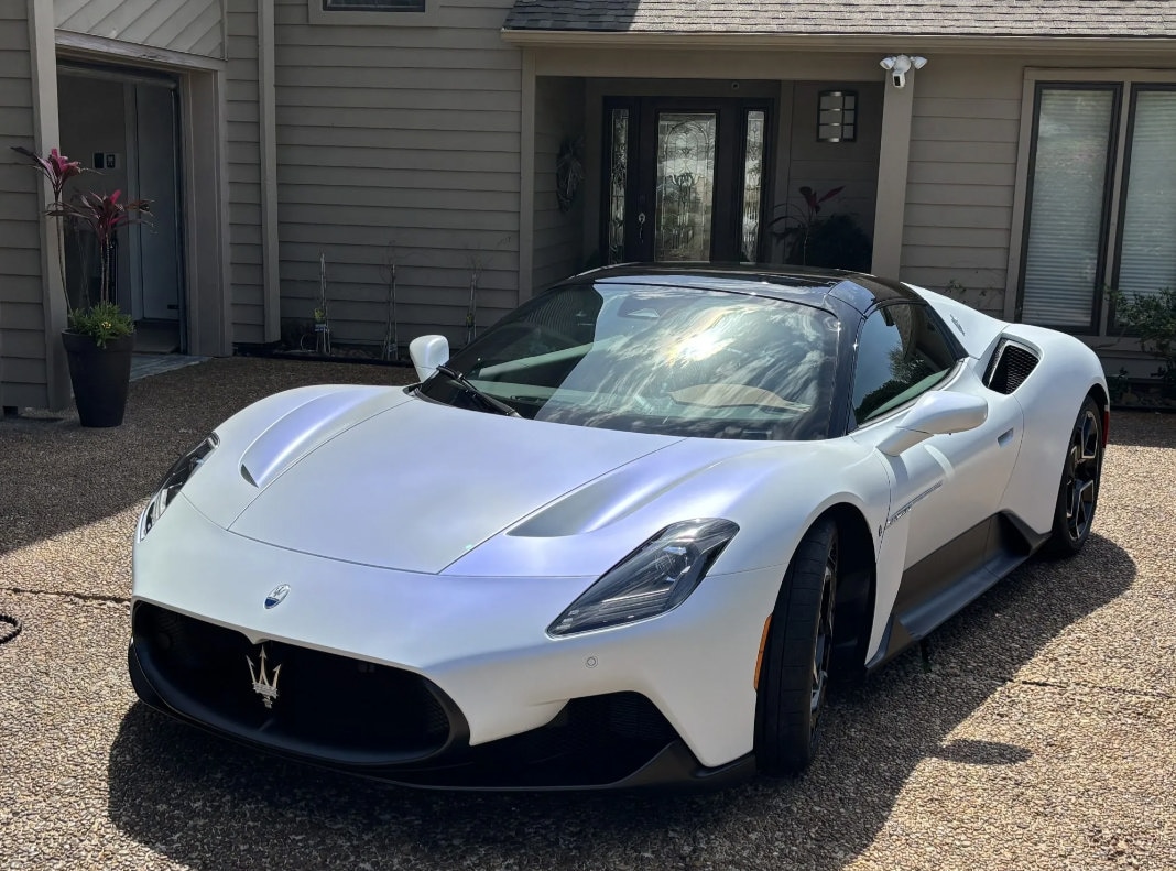 2023 Maserati MC20