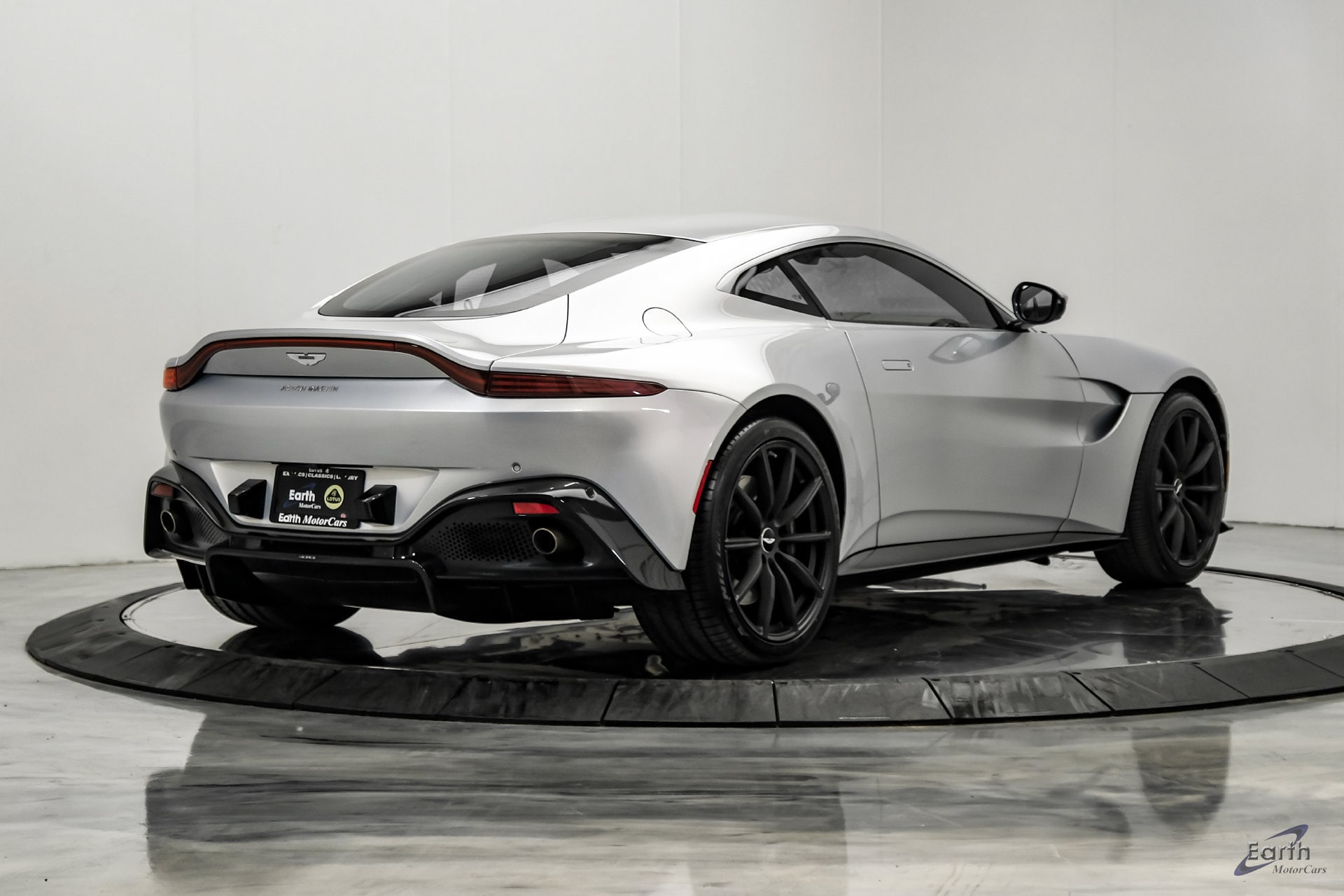 2020 Aston Martin Vantage Base - Photo 16