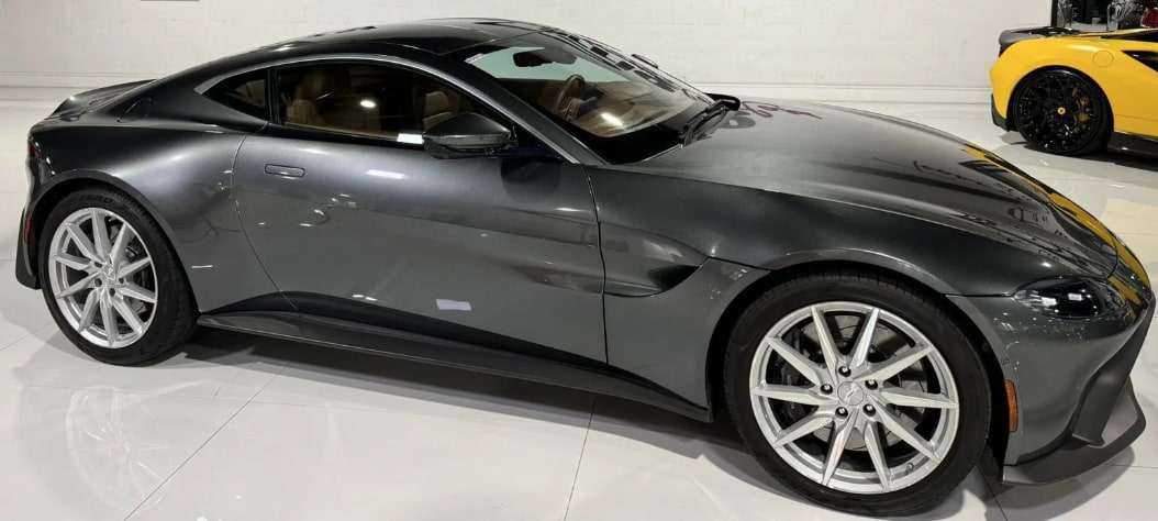 2020 Aston Martin Vantage