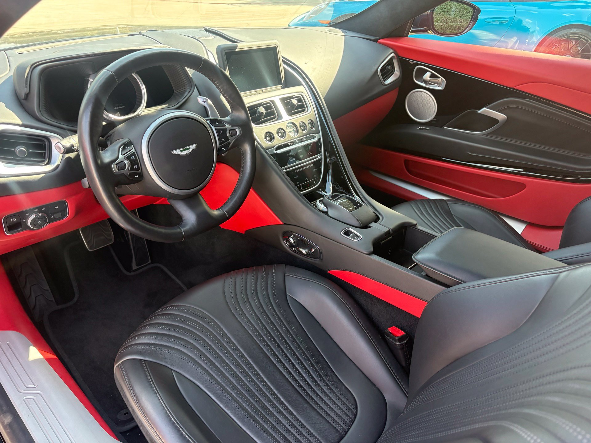 2021 Aston Martin DB11 Base - Photo 7