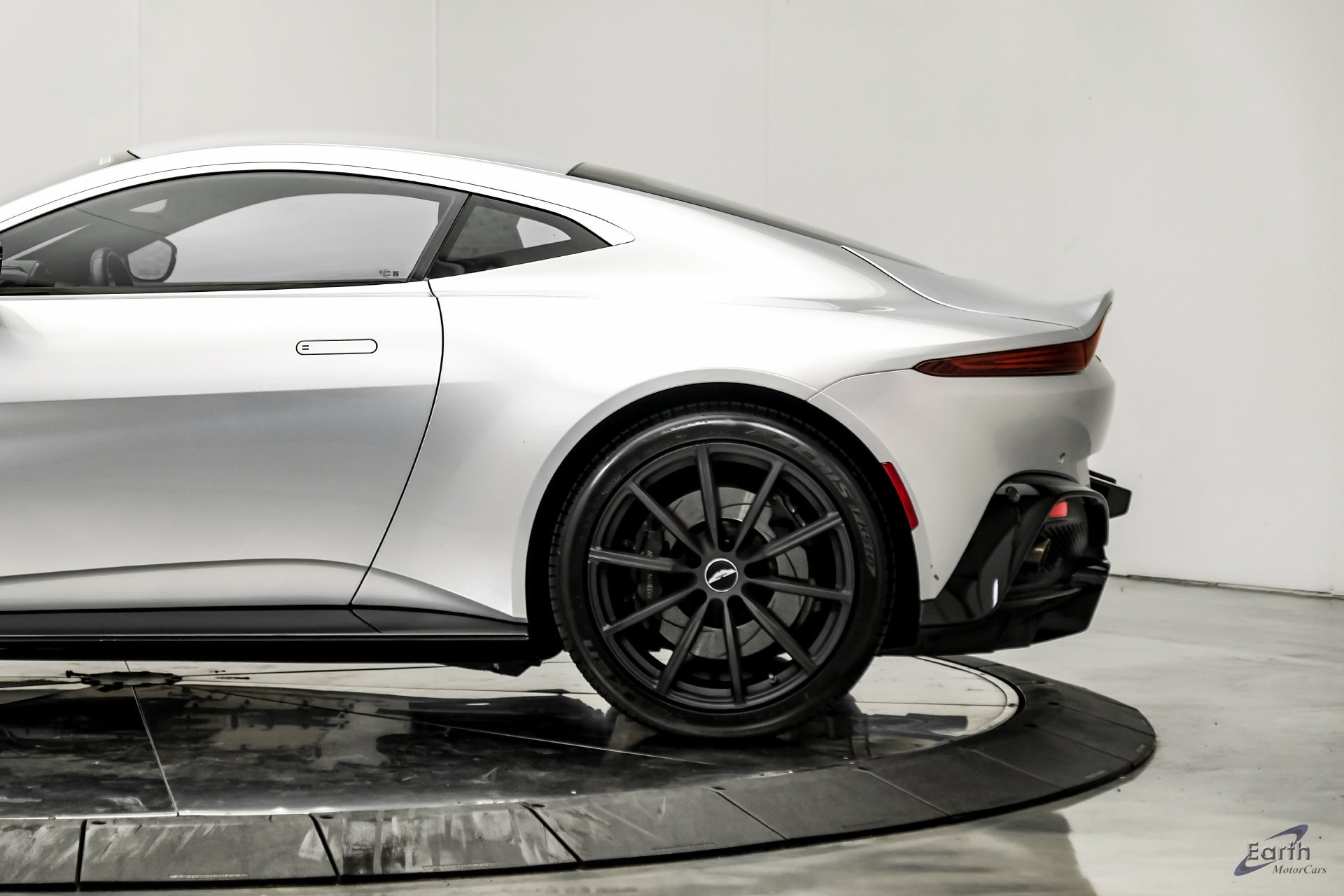 2020 Aston Martin Vantage Base - Photo 9