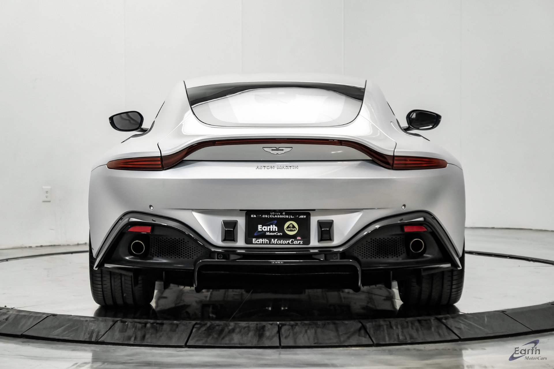 2020 Aston Martin Vantage Base - Photo 12