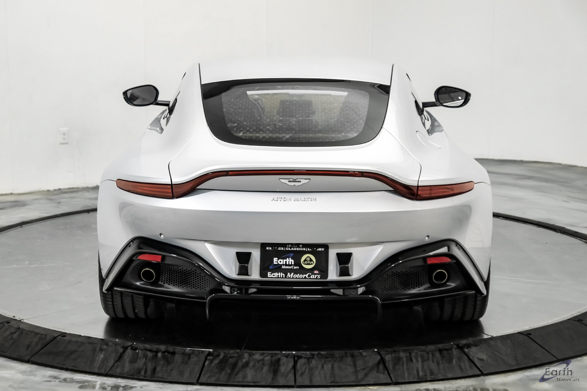 2020 Aston Martin Vantage Base - Photo 13