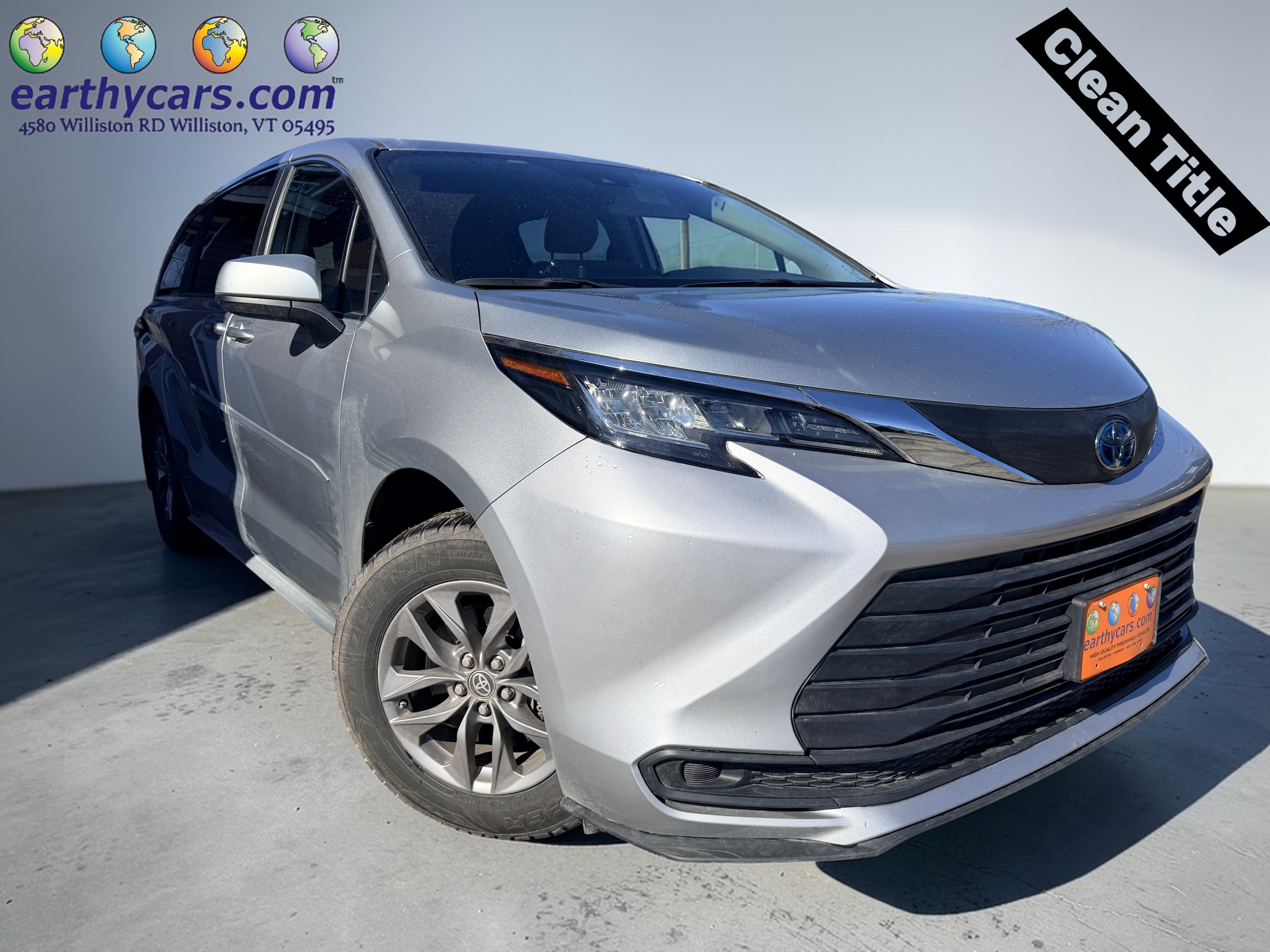 2023 Toyota Sienna LE