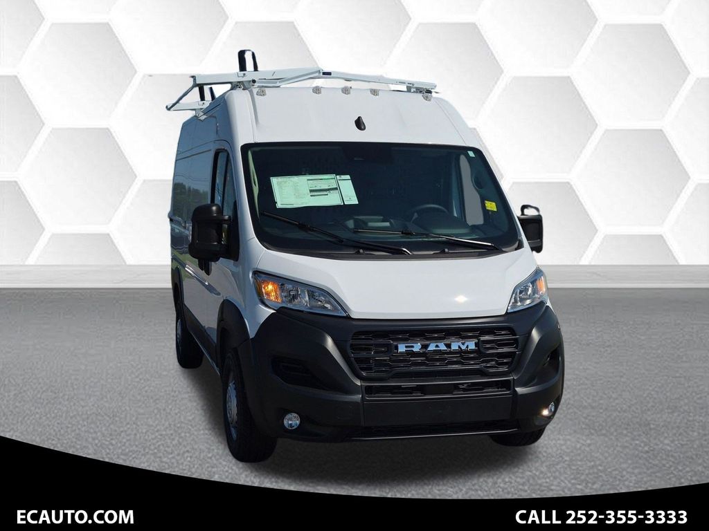 2026 RAM ProMaster Cargo Van Tradesman
