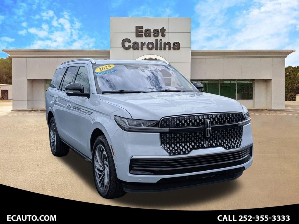 2025 Lincoln Navigator