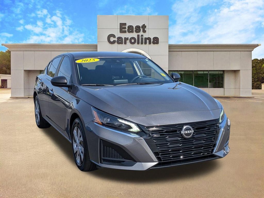 2025 Nissan Altima S