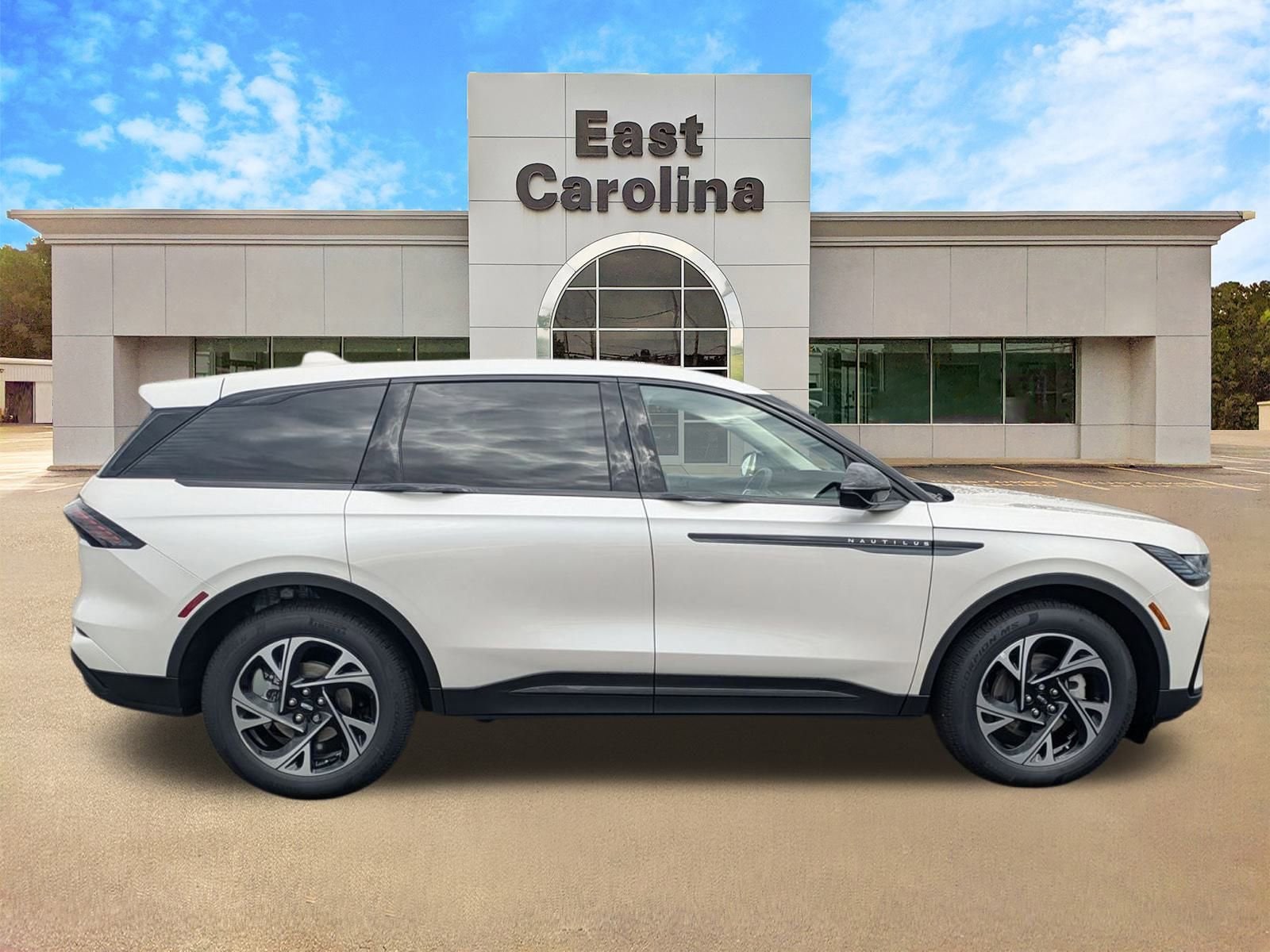 2026 Lincoln Nautilus Premiere - Photo 2