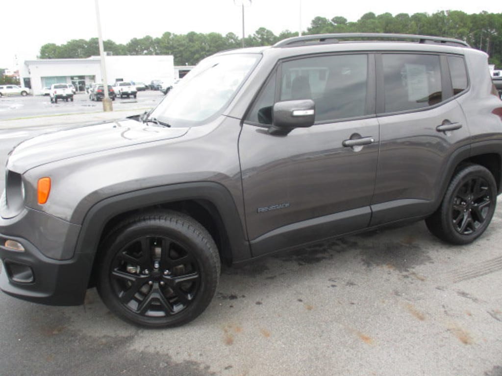 Certified 2018 Jeep Renegade Latitude FWD SUV