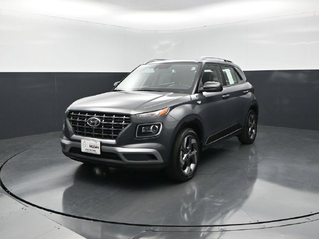 Used 2024 Hyundai Venue Limited SUV