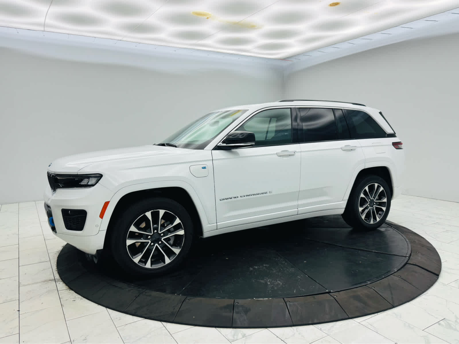 Certified 2023 Jeep Grand Cherokee 4xe Overland 4x4