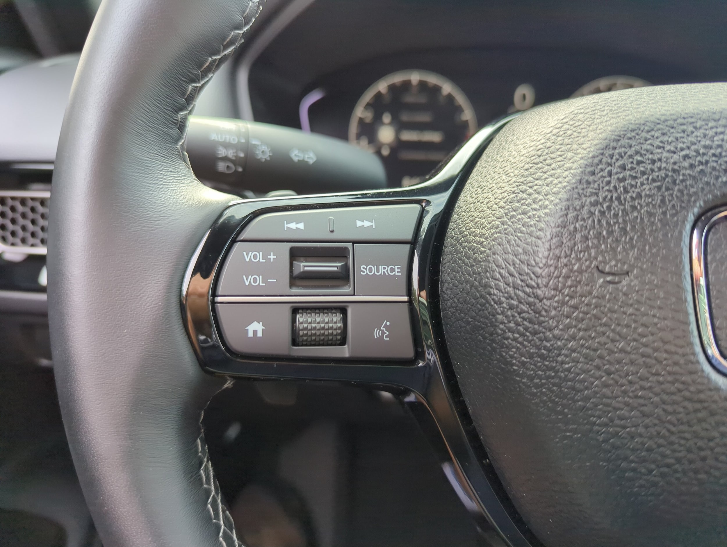 2026 Honda Civic Hatchback Sport - Photo 18
