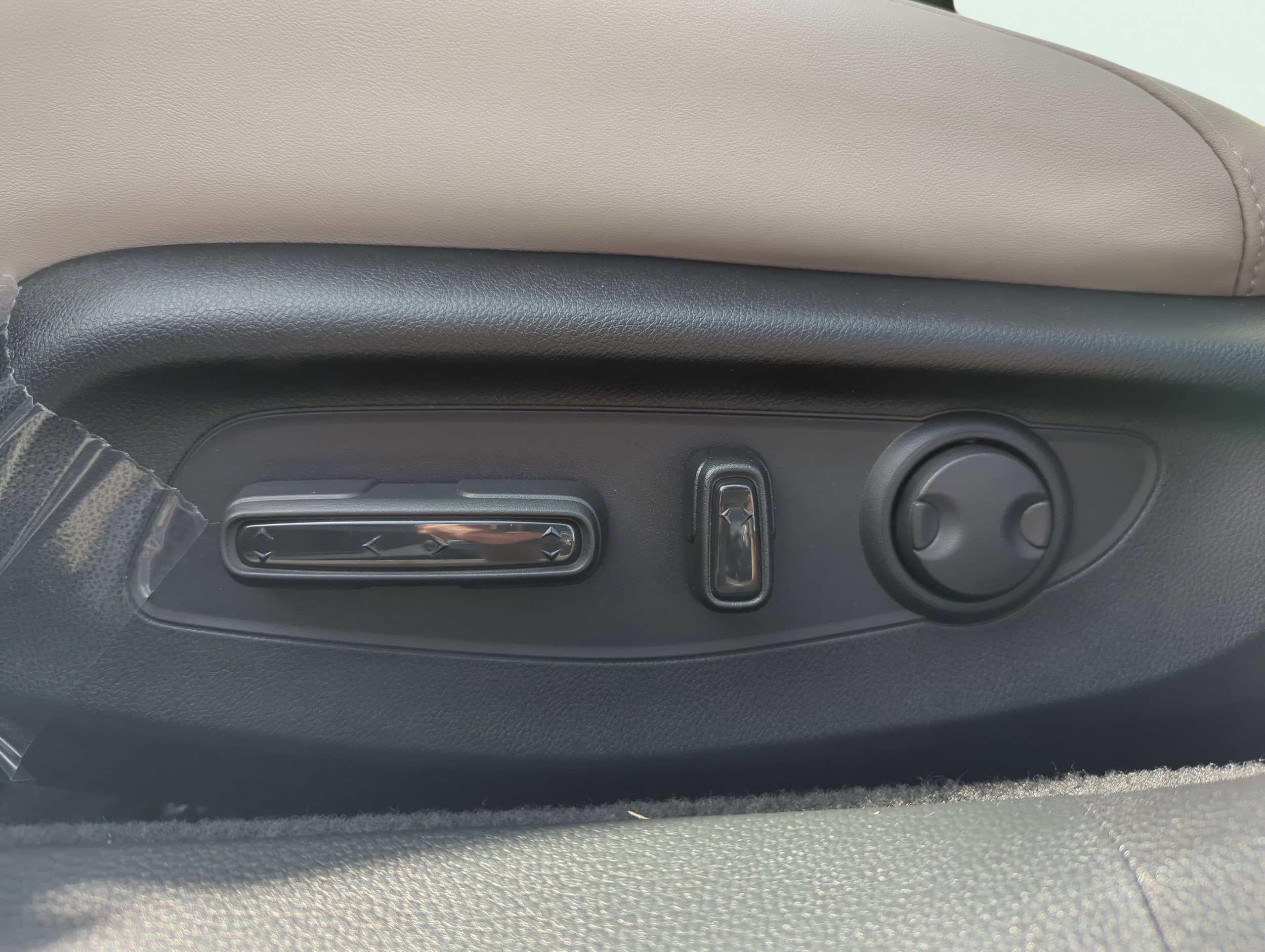 2026 Honda Accord Hybrid EX-L - Photo 16