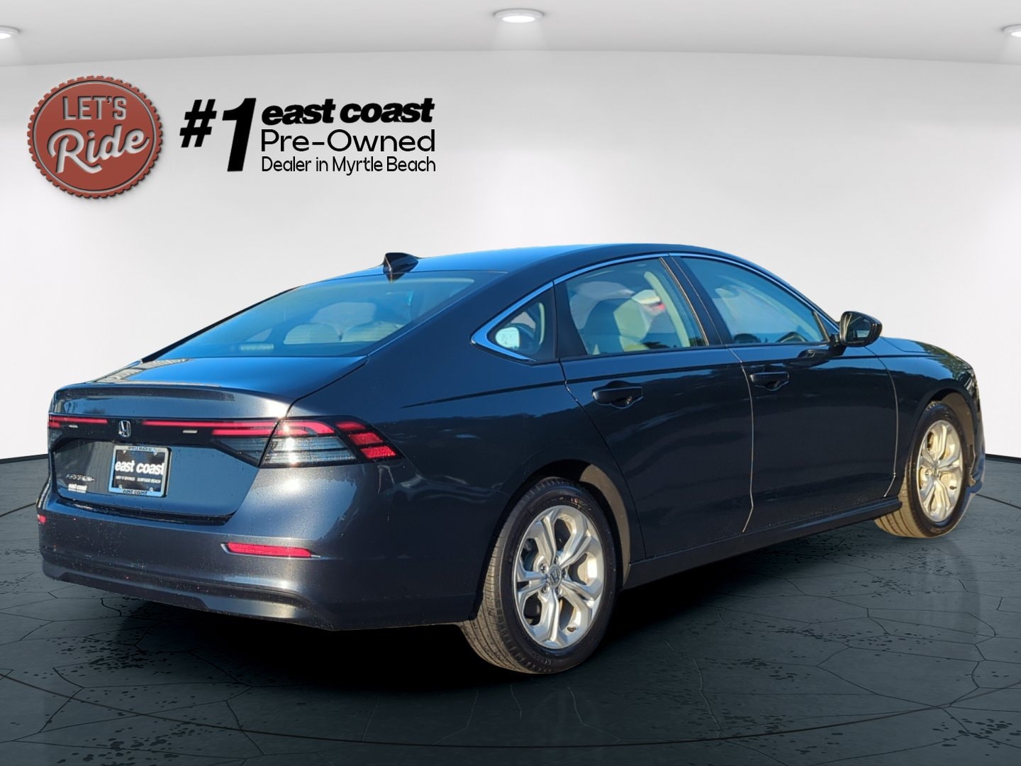 2025 Honda Accord LX - Photo 7