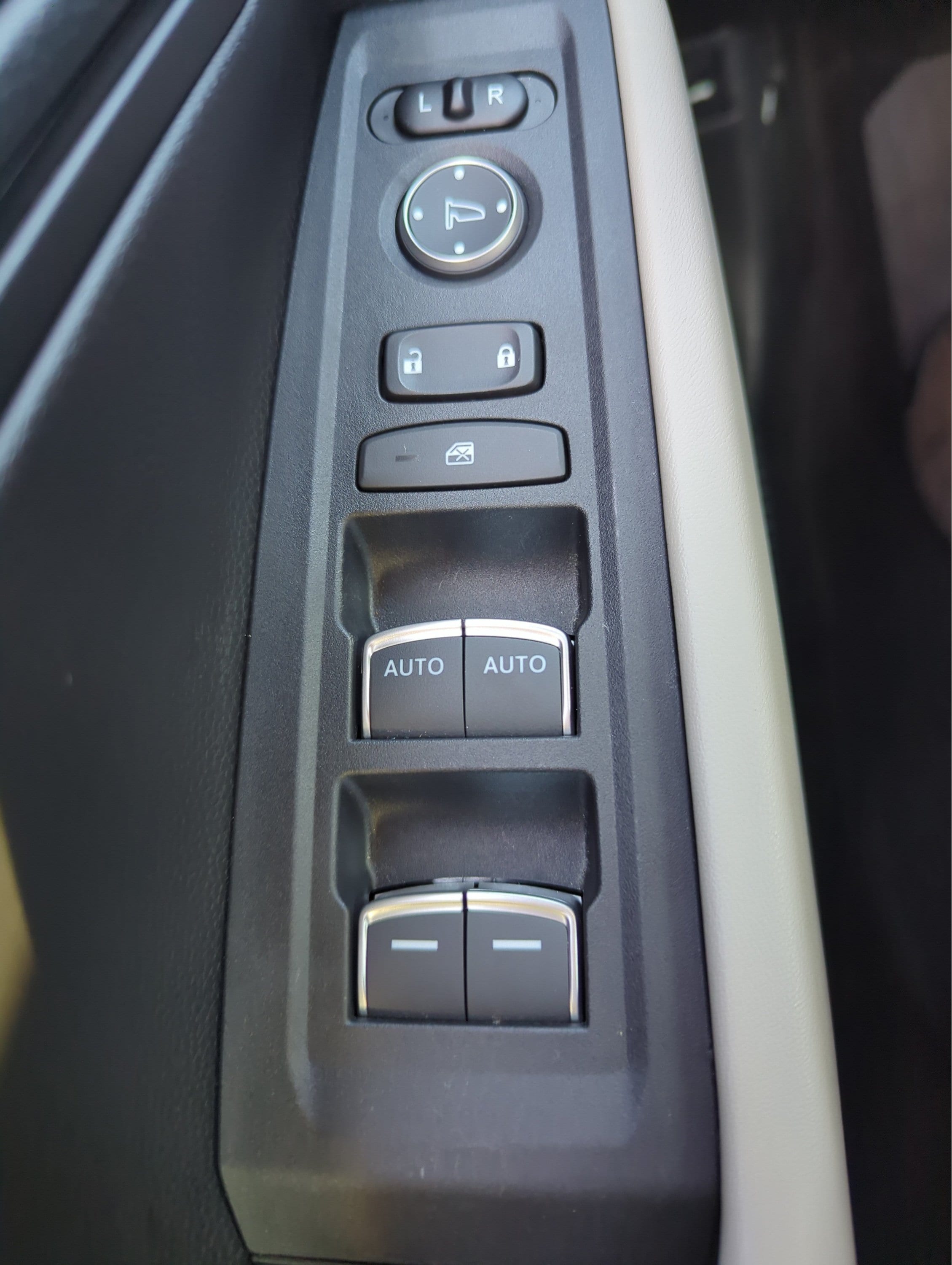 2025 Honda Accord LX - Photo 27